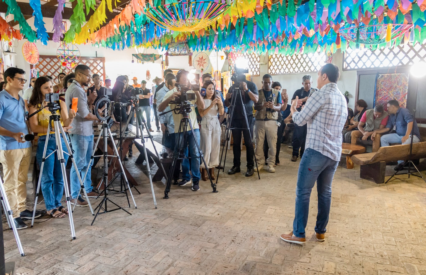 Julio Pinheiro durante coletiva de imprensa